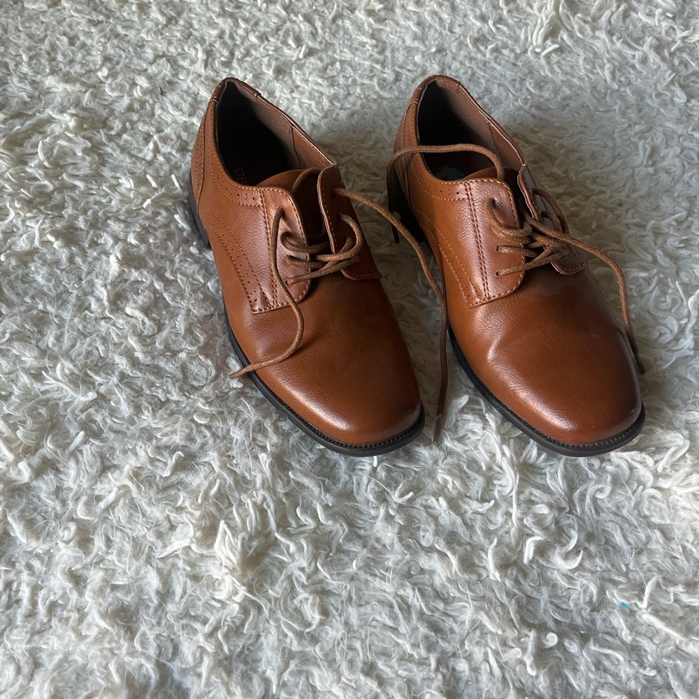 Steve Madden Kids Brown Dress Shoes